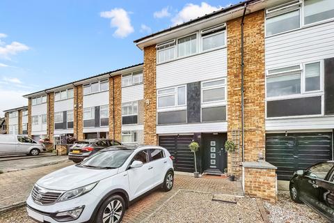 4 bedroom terraced house for sale, St Johns Road, Petts Wood BR5