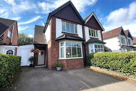 3 bedroom semi-detached house for sale, Burman Road, Shirley, B90 2BE