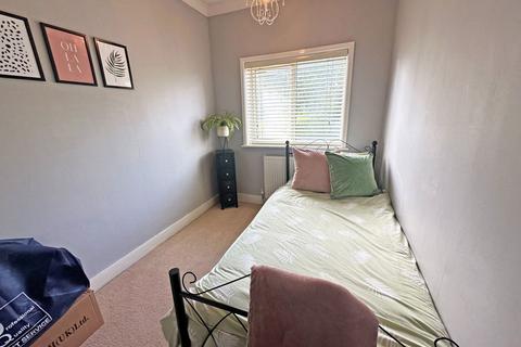 9 Burman Road, Shirley, Solihull, B90 2BE