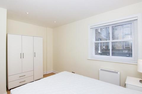 1 bedroom flat to rent, Pembroke Road (Formerly No. 64-66), Kensington, London