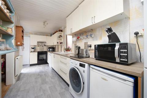47b Islington, Trowbridge, BA14 8QG