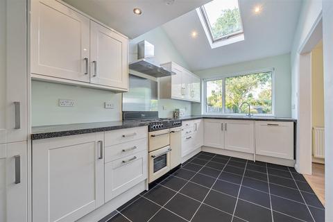 4 bedroom semi-detached house for sale, Tubbenden Drive, Orpington BR6