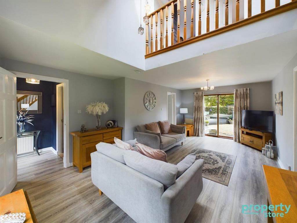 Tivoli Court, East Kilbride, South... 3 bed semidetached house for