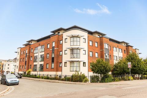 2 bedroom flat for sale, Fosters Place, East Grinstead RH19