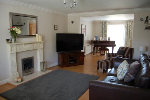 4 bedroom detached house for sale, Manor Park, Nether Heyford, Northampton, Northamptonshire, NN7