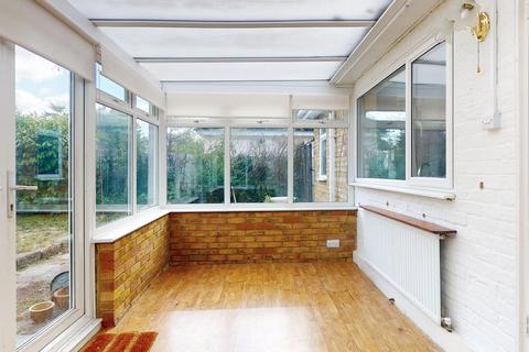 40 Burns Avenue, Basildon, SS13 3AG