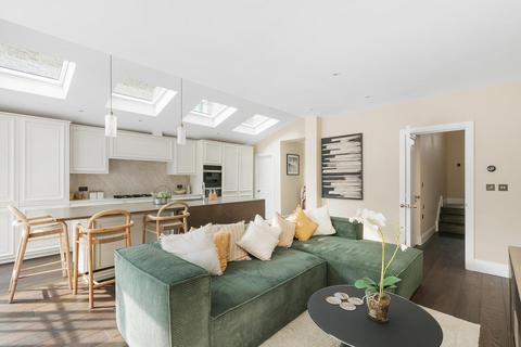 4 bedroom semi-detached house for sale, Chestnut Grove, Nightingale Triangle, SW12