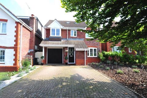 5 bedroom detached house for sale, Taylor Row, Dartford DA2