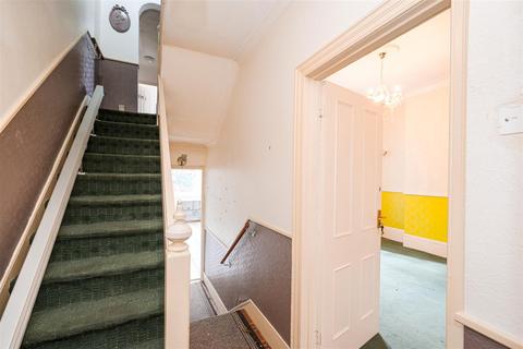 76 Lavender Grove, London, E8 3LS