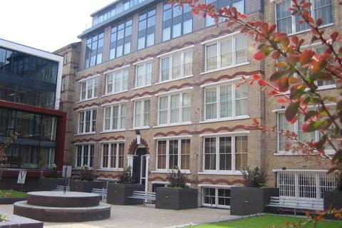 2 bedroom apartment to rent, Sovereign Chambers, Temple Lane