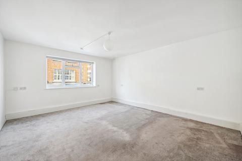 2 bedroom flat for sale, Great Peter Street, London, SW1P