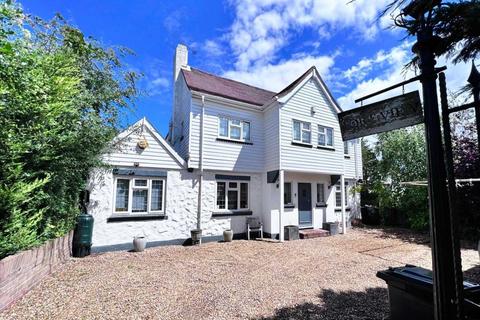 5 bedroom detached house for sale, Fort View, Gravesend Road, Shorne