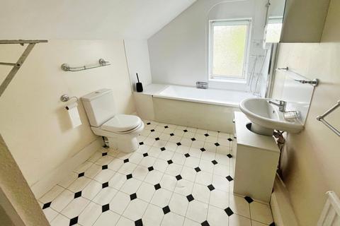 114 Forest Road, Burton-on-trent, DE13 9TP