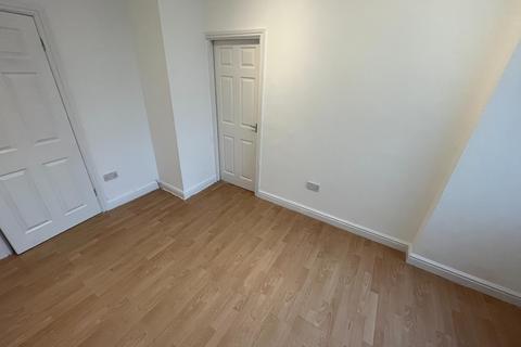 1 bedroom flat to rent, St Marys Hall Road, Manchester M8