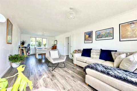 2 bedroom flat for sale, Lower Parkstone