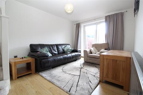 3 bedroom end of terrace house to rent, Oakley Close, Grays, Essex, RM20