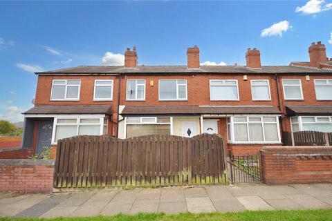 3 bedroom terraced house for sale, Grovehall Road, Leeds