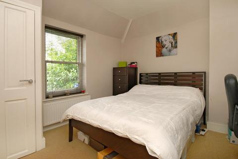 1 bedroom flat to rent, Cannon Hill Lane Wimbledon SW20