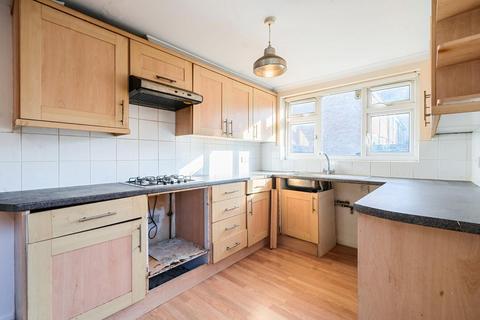 4 bedroom end of terrace house for sale, Pittville Gardens, London