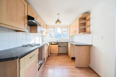 4 bedroom end of terrace house for sale, Pittville Gardens, London