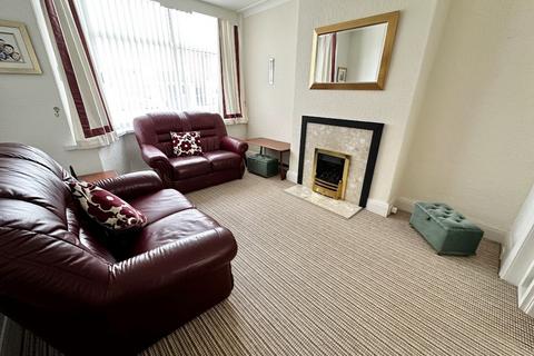 3 bedroom end of terrace house for sale, Kendal Avenue, Blackpool FY3