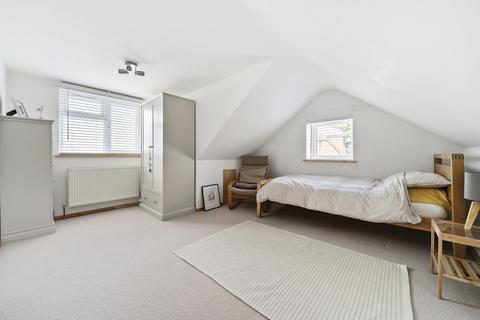 21 Gurnells Road, Seer Green, Beaconsfield, HP9 2XJ