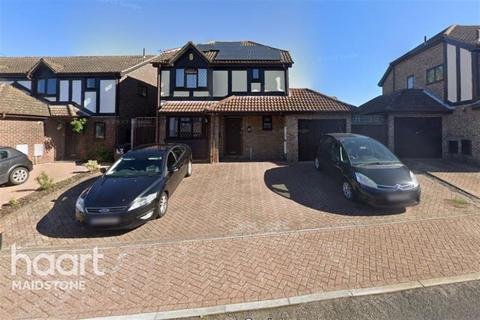 3 bedroom detached house to rent, Gleneagles Drive