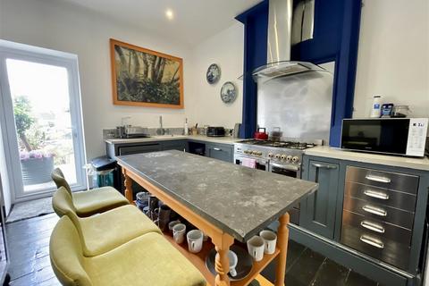 7 Romilly Crescent, Cardiff, CF11 9NP