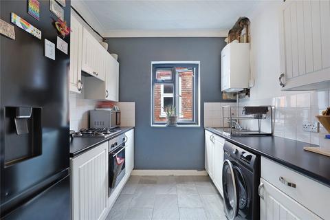 2 bedroom flat for sale, Forest Road, Walthamstow, London, E17