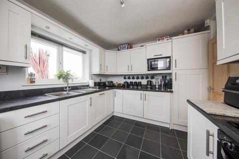 4 bedroom semi-detached house for sale, Skinners Close, Aylesford ME20