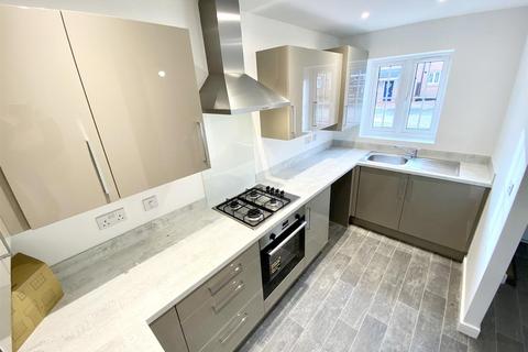 2 bedroom townhouse to rent, Nicholson Road, Cheadle ST10