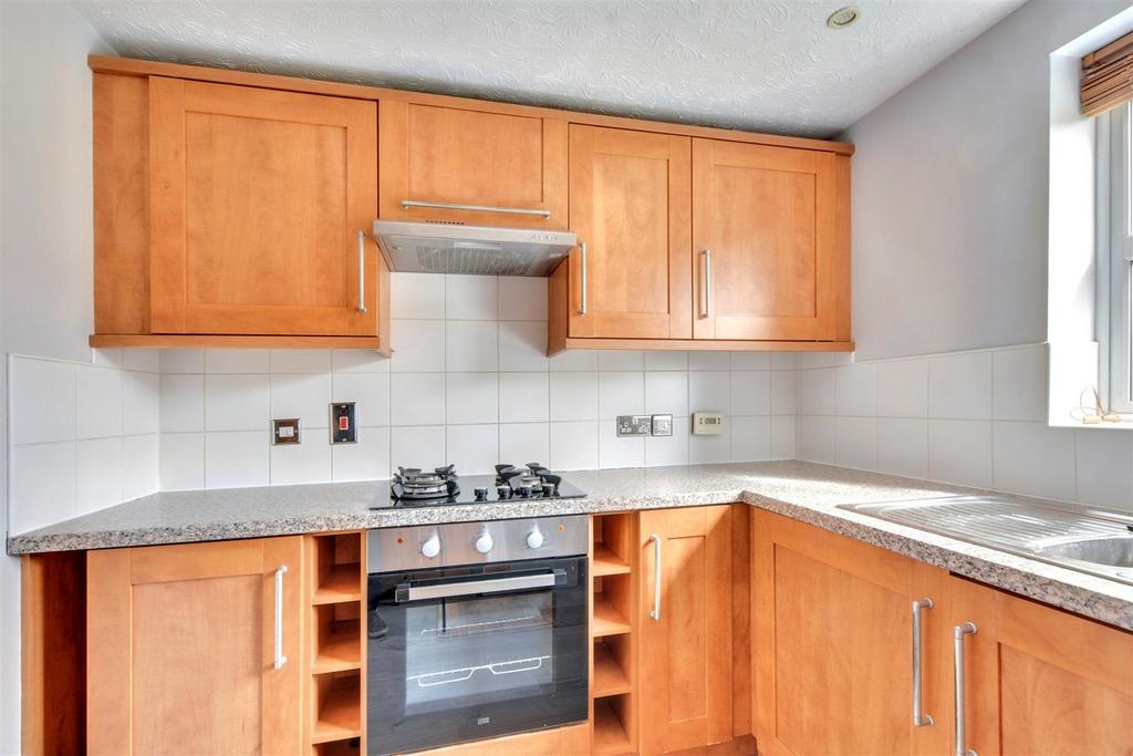 Kitchen 2.jpeg