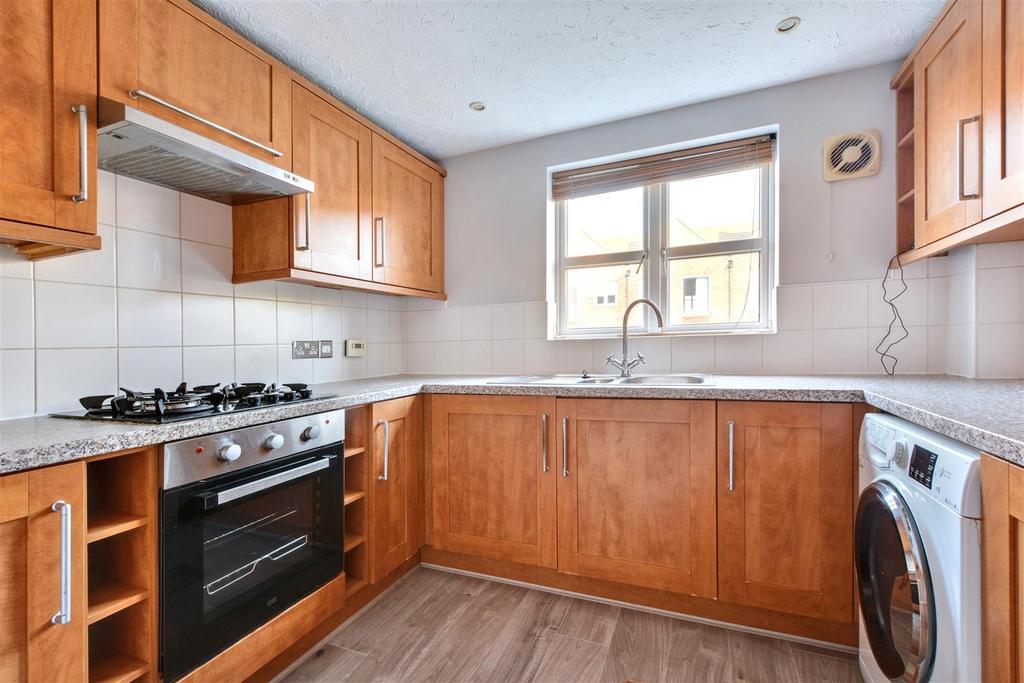 Kitchen 1.jpeg