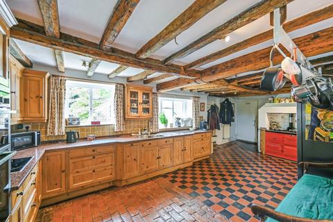 6 bedroom detached house for sale, Cranbrook Road, Tenterden, Kent, TN30