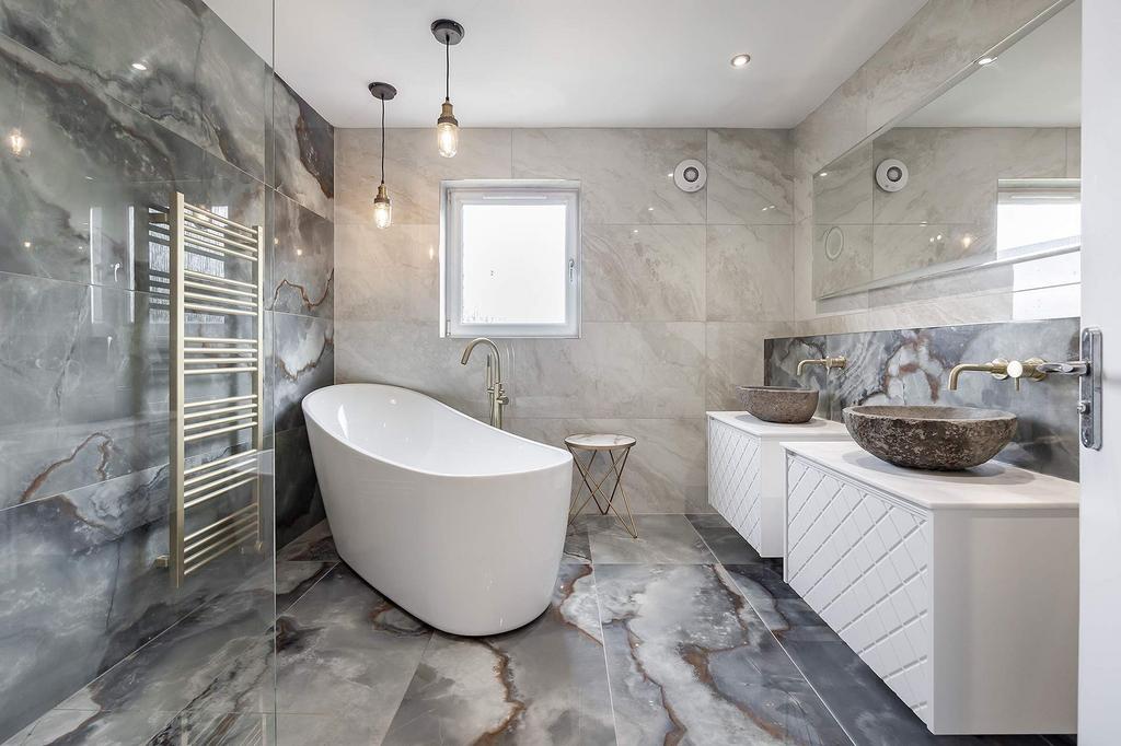 Ensuite Bathroom