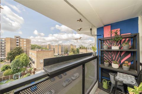 3 bedroom maisonette for sale, Upper Tulse Hill, London SW2