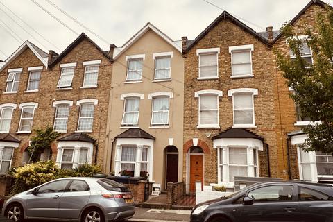 1 bedroom flat to rent, Holly Park Road, London N11