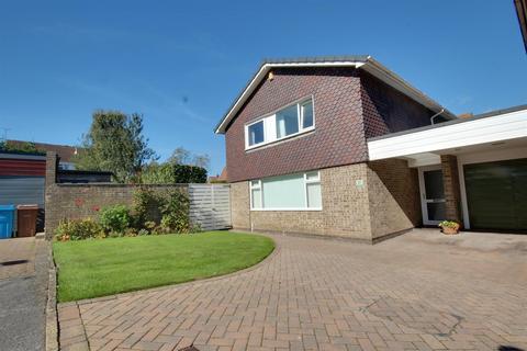 4 bedroom detached house for sale, Priory Close, Swanland HU14