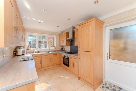 4 bedroom detached house for sale, High Street, Iver SL0