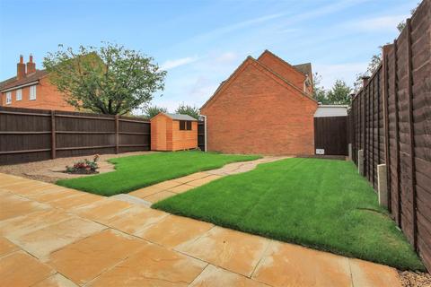 4 bedroom detached house for sale, Gentian Close, Rushden NN10