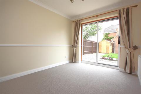 4 bedroom detached house for sale, Gentian Close, Rushden NN10