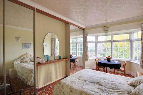 11 Stuart Crescent, Croydon, CR0 8QP