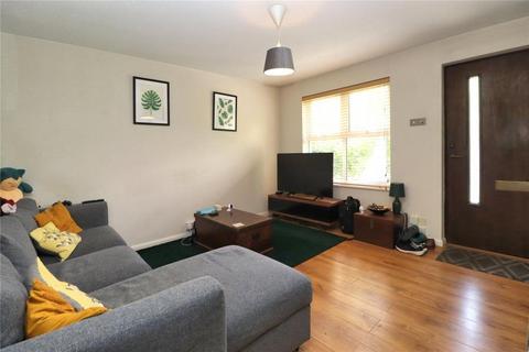 1 bedroom terraced house to rent, Hedgerley Court, Woking GU21