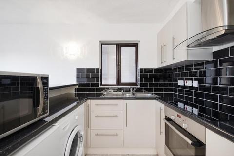 1 bedroom apartment to rent, Wicket Road, Perivale, UB6