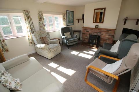 2 bedroom semi-detached house to rent, Framlingham