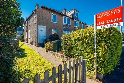 3 bedroom flat for sale, 108 Colinton Mains Drive, Colinton, Edinburgh, EH13