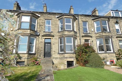 4 bedroom terraced house to rent, Rock Terrace, Halifax HX3