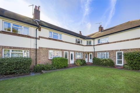 2 bedroom flat for sale, Hampton Road, Twickenham