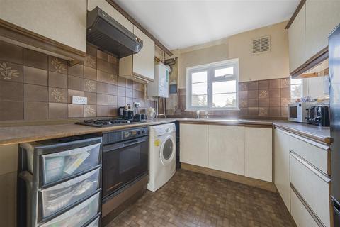 2 bedroom flat for sale, Hampton Road, Twickenham