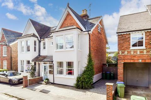 4 bedroom semi-detached house for sale, Arthur Road, Horsham, West Sussex